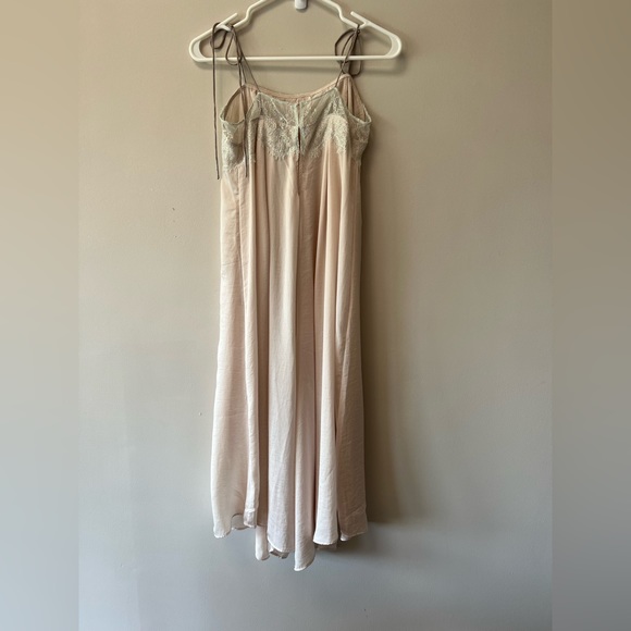 Anthropology - Picture 5 of 7